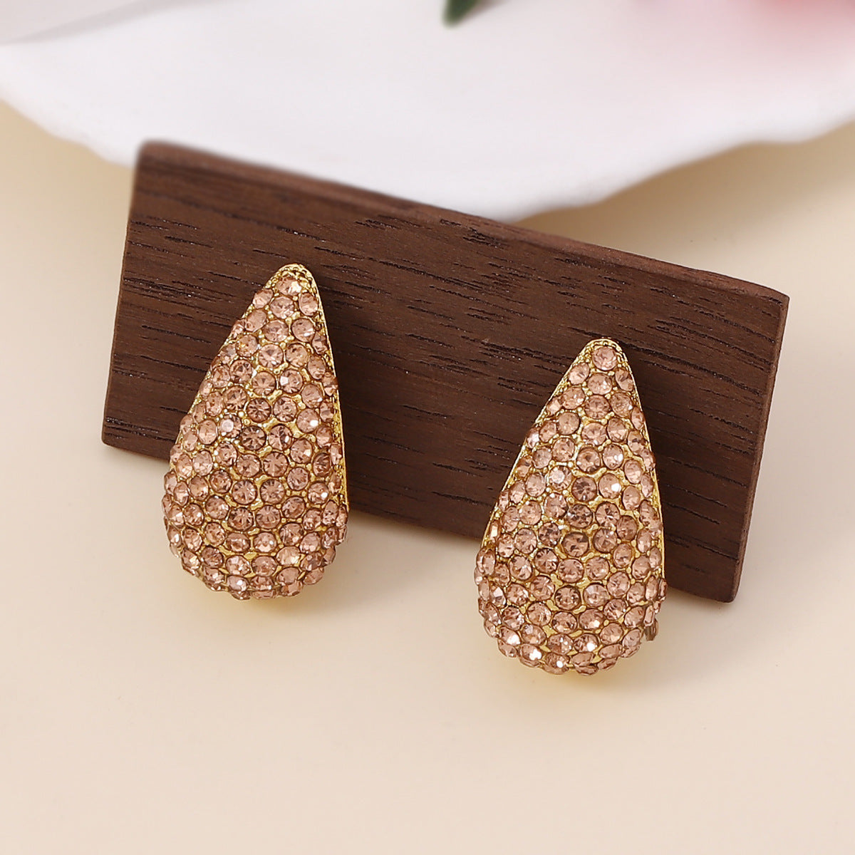 Fashionable Design Full Diamond Water Drop Ear Studs